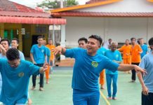 Petugas dan Warga Binaan Rutan Batam Kompak Senam Pagi